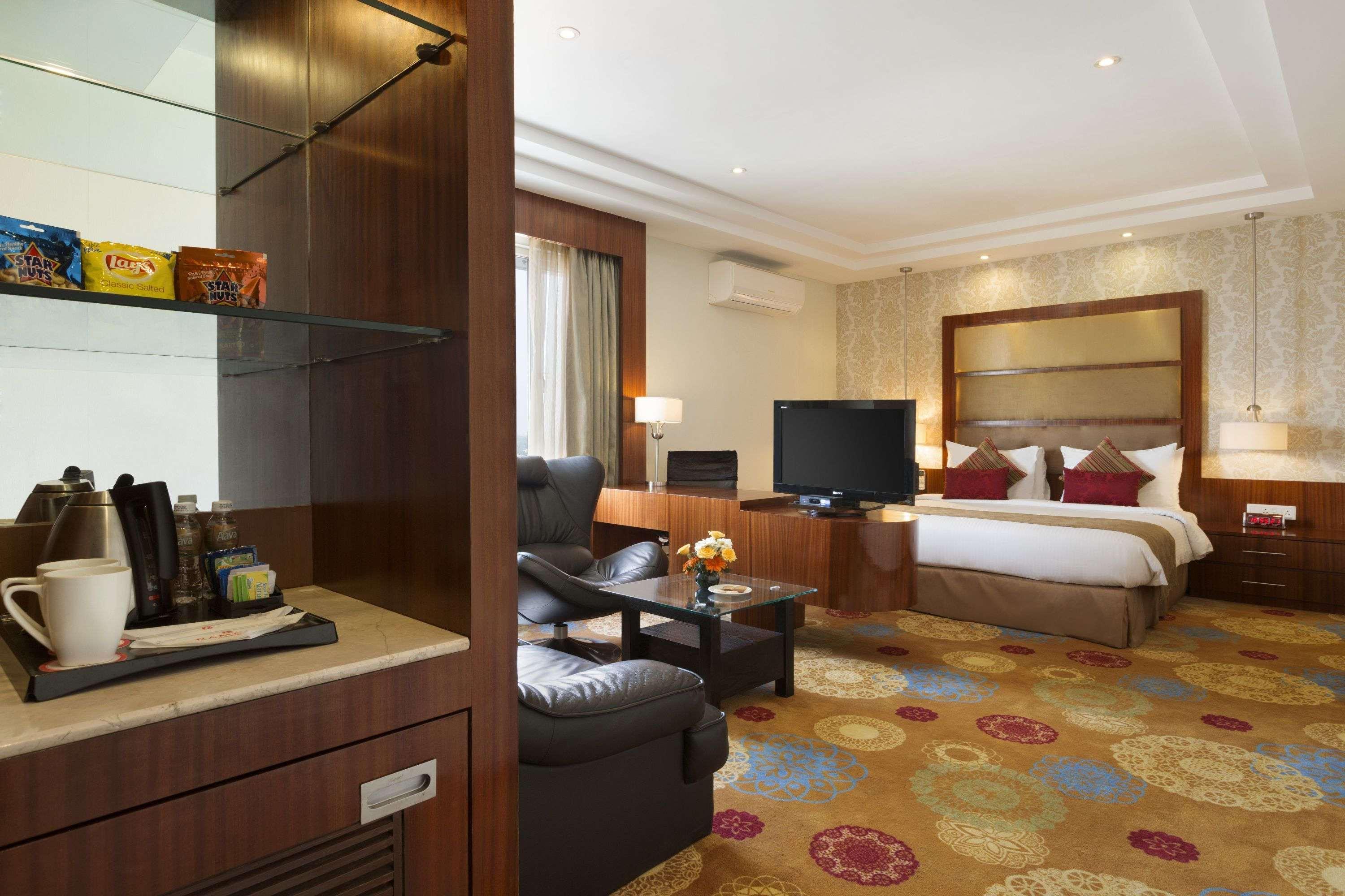 Hotel Ramada Ahmadábád Exteriér fotografie