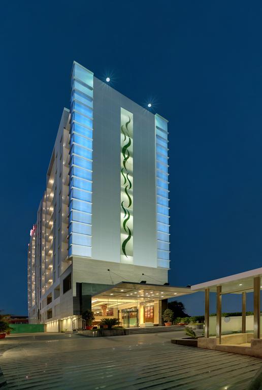 Hotel Ramada Ahmadábád Exteriér fotografie